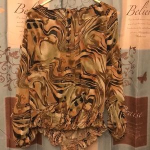 Lane Bryant Woman’s 18/20 blouse